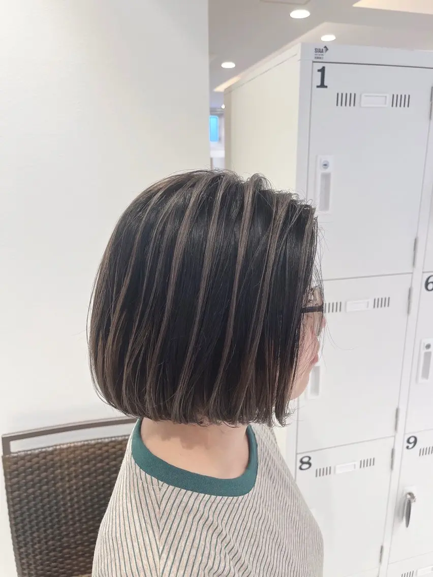 ショート カラー バレイヤージュ ブリーチ レイヤーカット カット ヘアカラー カラー職人 なかもと たつひろのヘアスタイル