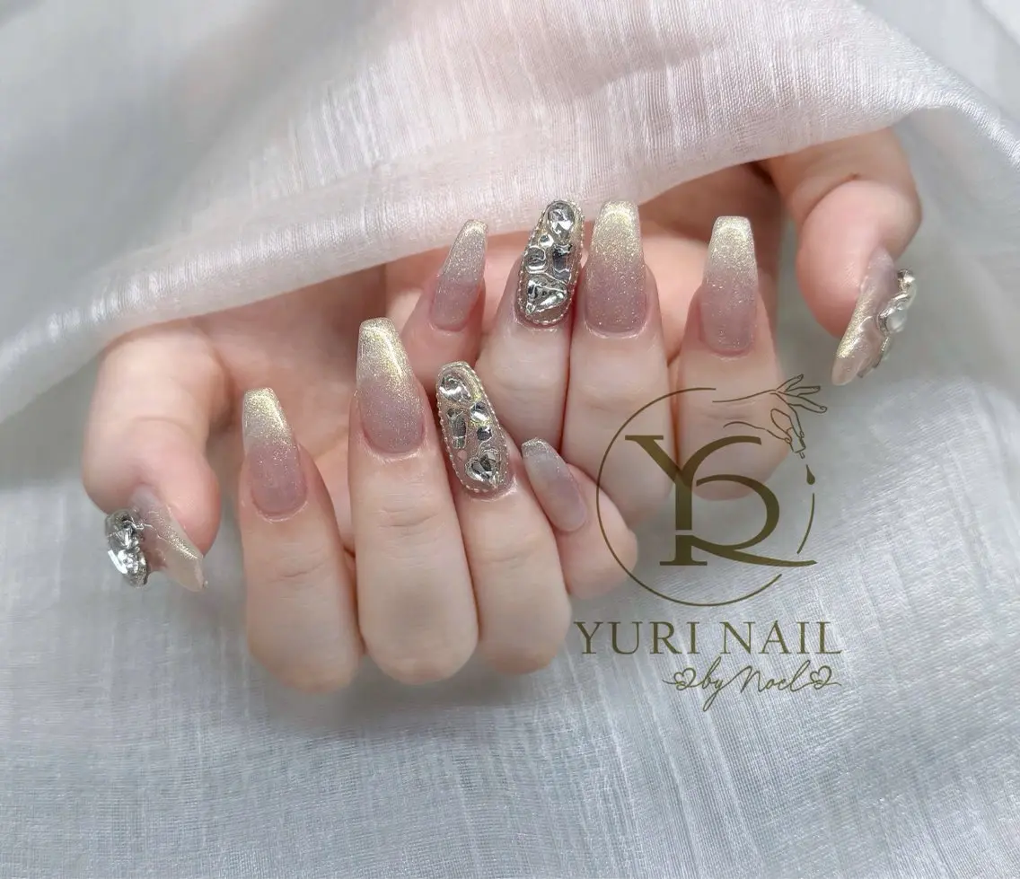 ネイル チークネイル フットネイル フレンチネイル 韓国ネイル マグネットネイル ハンドネイル フットネイル ハンドケア YURI Nail Funabashiのネイルデザイン