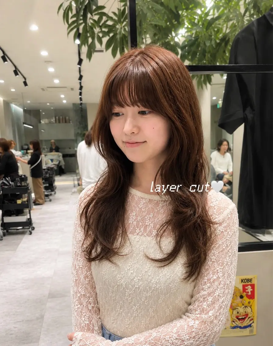 ロング カット ヘアカラー トリートメント 神戸レイヤーカット 顔周り/骨格診断のヘアスタイル