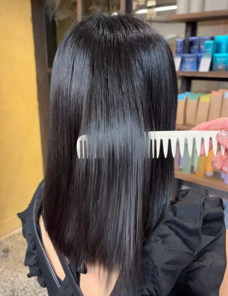 セミロング 髪質改善 縮毛矯正 ゼロヘアーガーデン むらなかあやね🐰ᩚのヘアスタイル