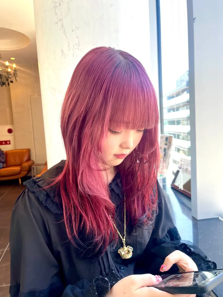 カラー 盛れる顔周り✨韓国式 レイヤーkanatoのヘアスタイル