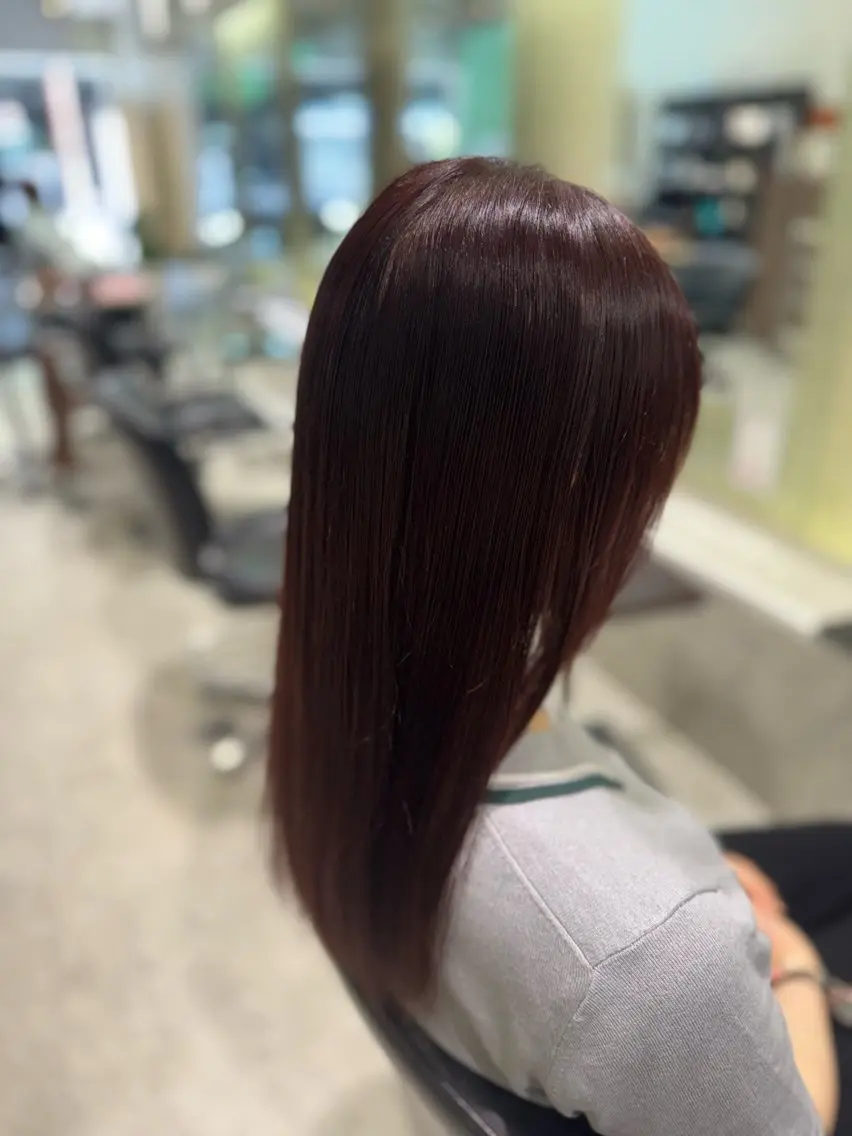 セミロング カラー ヘアカラー トリートメント 高須賀 愛琉のヘアスタイル