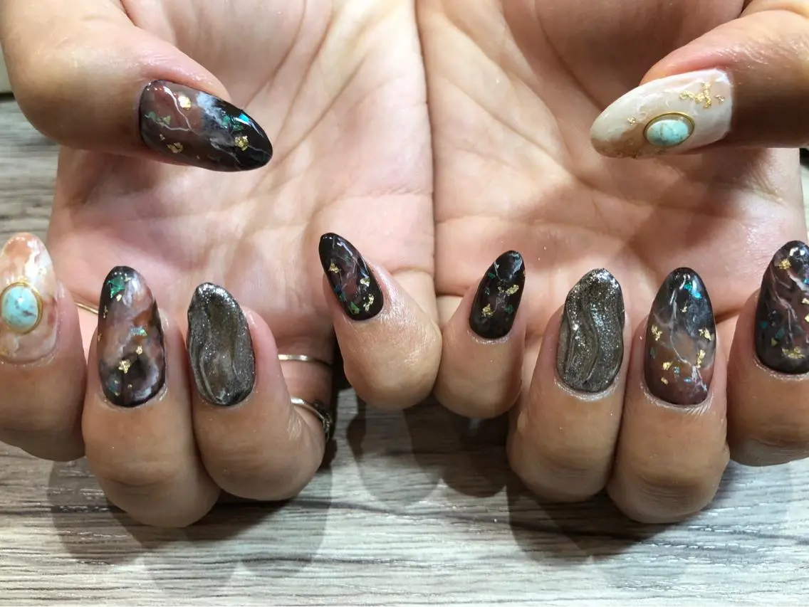 ネイル ブラウン ニュアンスネイル 🎀AYAKO 🎀中韓ネイルのネイルデザイン