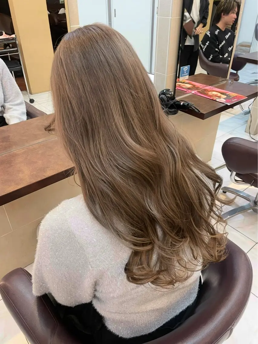 ロング カット ヘアカラー トリートメント 垢抜け透明感カラー 🌻篠崎梓🌻のヘアスタイル