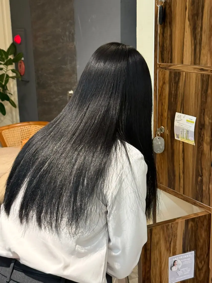 ロング カラー ヘアカラー トリートメント 💎美髪🫧Emma 🎀カラーモデル募集のヘアスタイル