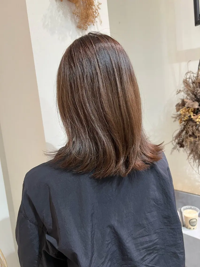 ミディアム カラー グレージュ レイヤーカット カット ヘアカラー 🫧Ai/ ロロネー森ノ宮💖のヘアスタイル