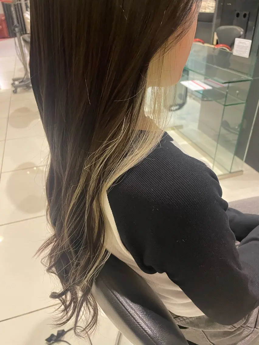 カラー 松葉 小春のヘアスタイル
