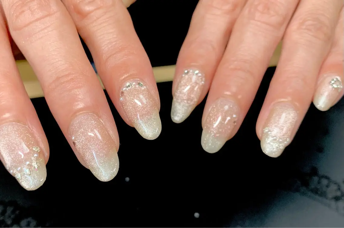 ネイル キラキラネイル マグネットネイル R nailのネイルデザイン