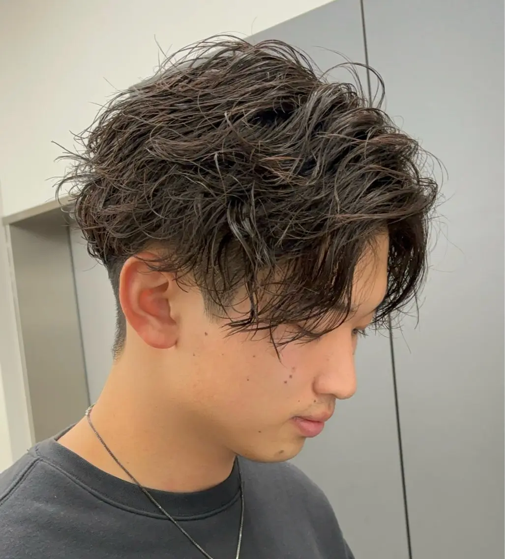 メンズカット+スパイラルパーマ+トリートメントの写真