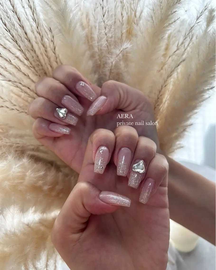 ネイル AERA nail shino🐱⸝꙳のネイルデザイン