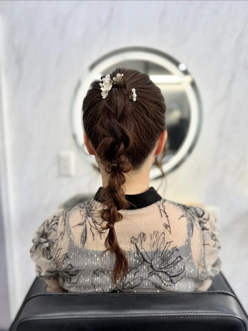 ロング ヘアアレンジ ヘアセット エクステ🩵ブリーチ 韓国ヘア🩵KAEのヘアスタイル