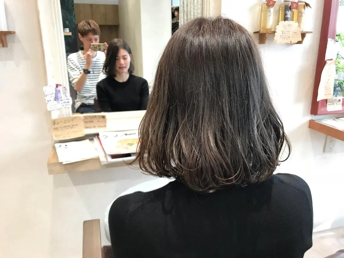 ミディアム カラー グレージュ メンズ指名多数!! 田島史也のヘアスタイル