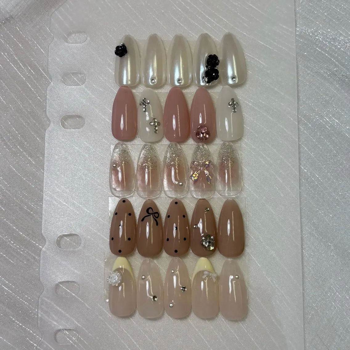 ネイル ハンドネイル amuu/ knnのネイルデザイン