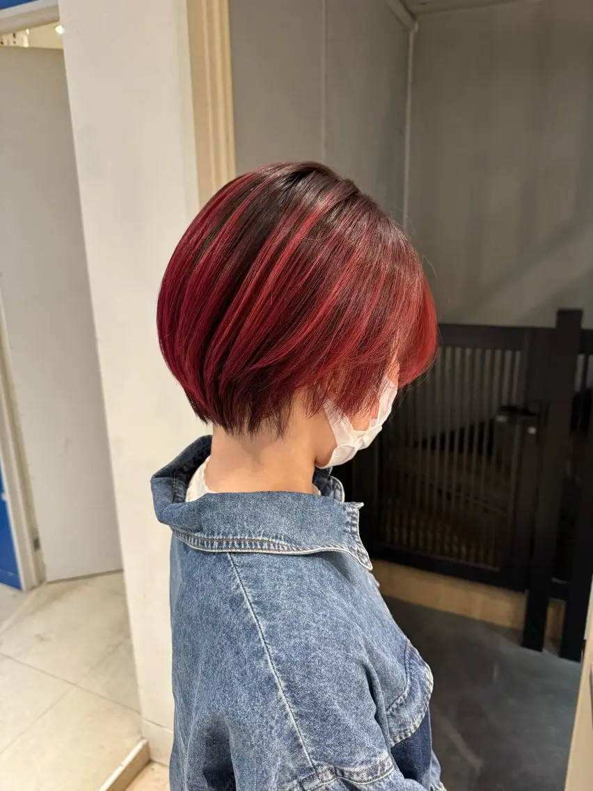 カラー 🧸艶髪ハイトーン 🍪chan🍯のヘアスタイル