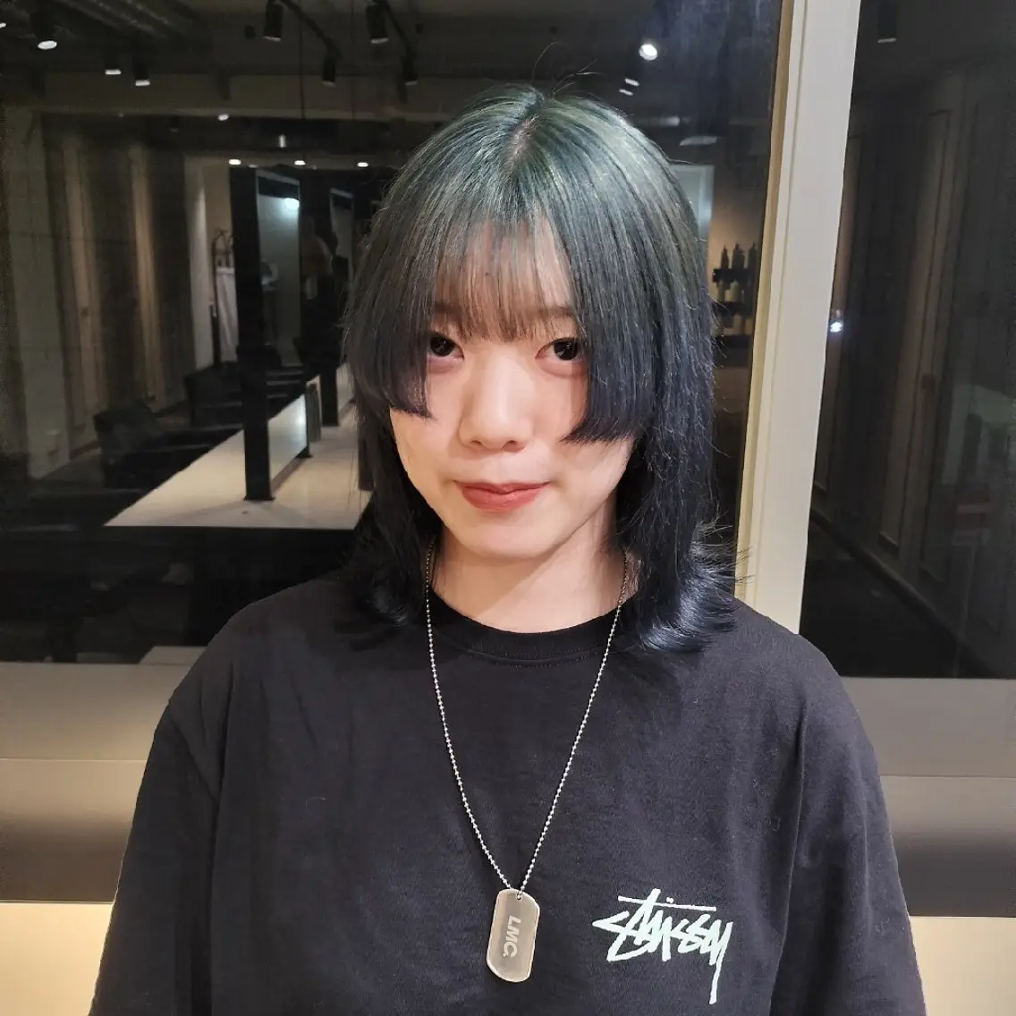 ミディアム カラー グラデーションカラー 🔅モデル様募集中 🔅にしやまゆいのヘアスタイル