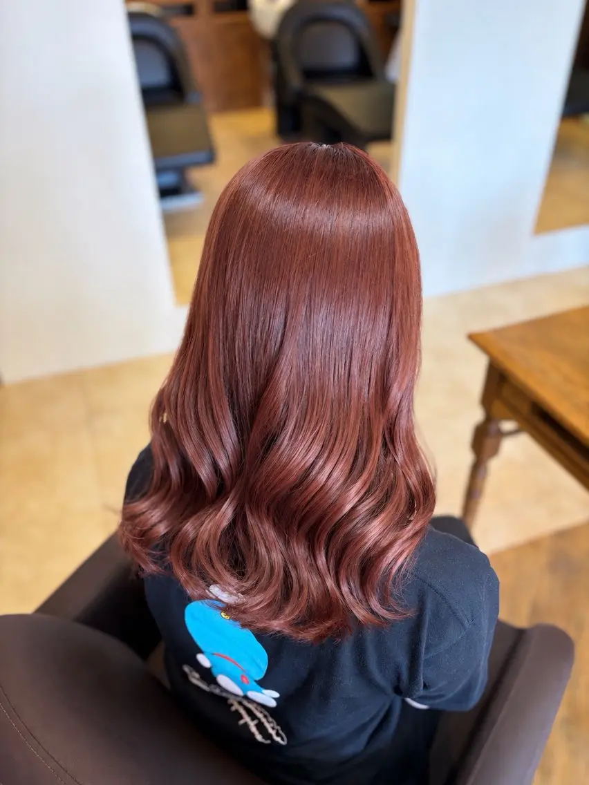 ロング カラー ピンクカラー ヘアカラー ふさ透明感カラーㅤ⠀ 艶カラー🤍のヘアスタイル