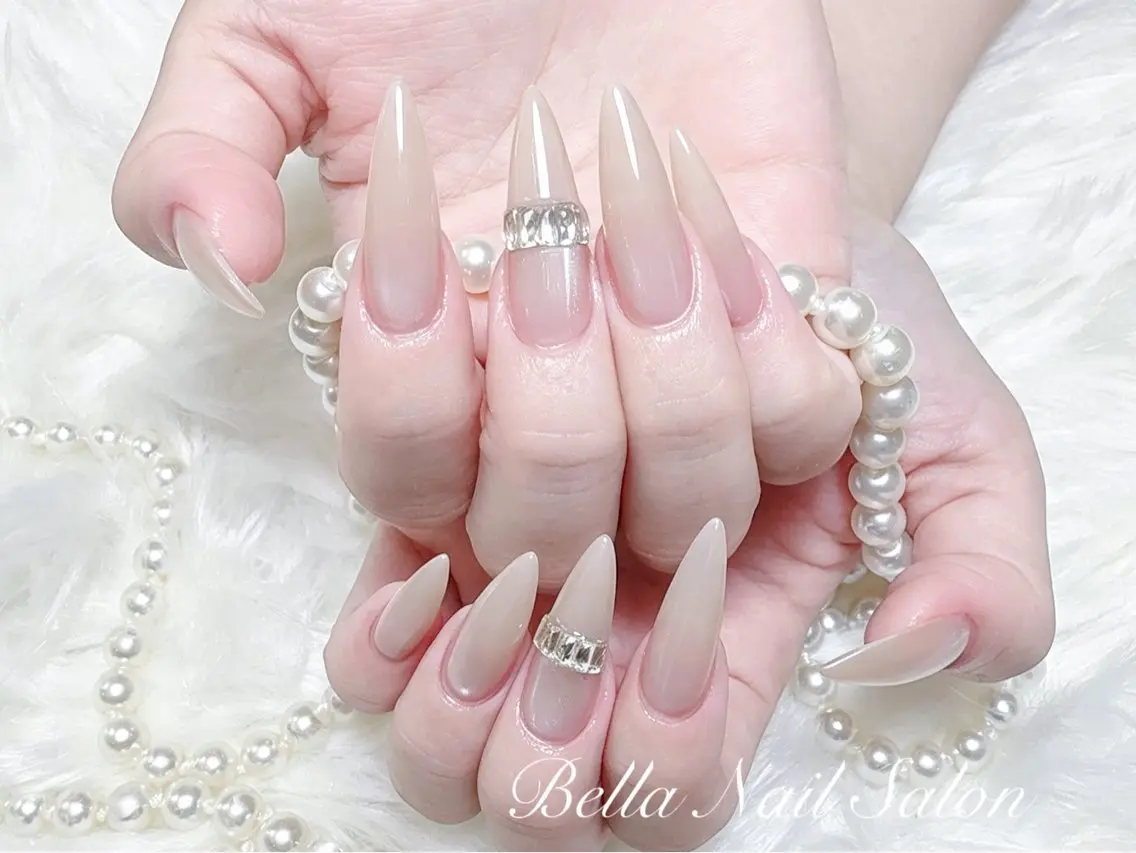 ネイル ハンドネイル Bella Nail Salonパラジェルのネイルデザイン