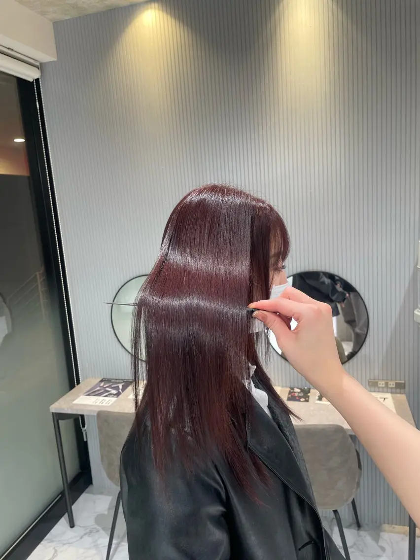 ロング カラー RAF Sakuraのヘアスタイル