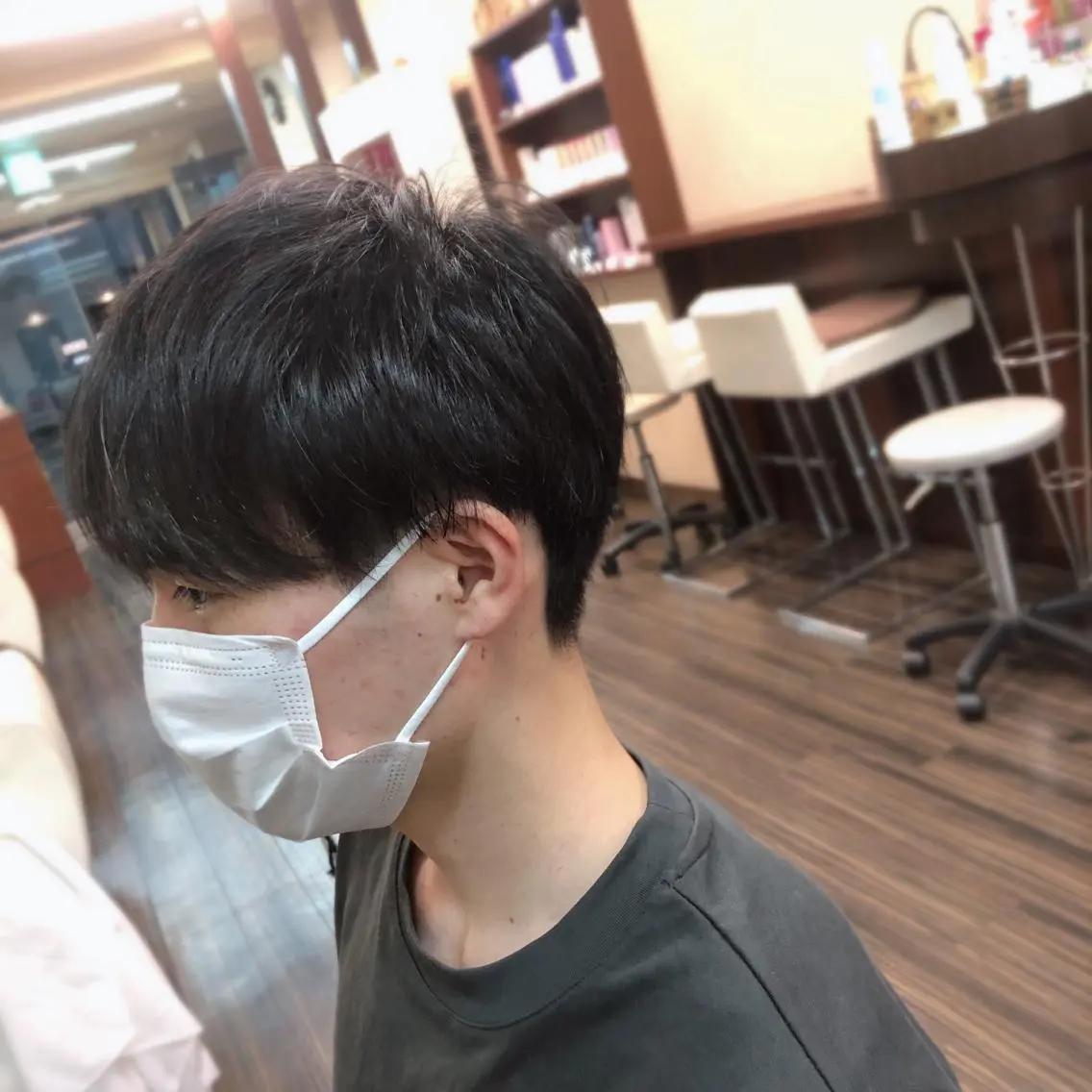 メンズ カット ヘアカラー トリートメント 山崎 絵莉香のヘアスタイル