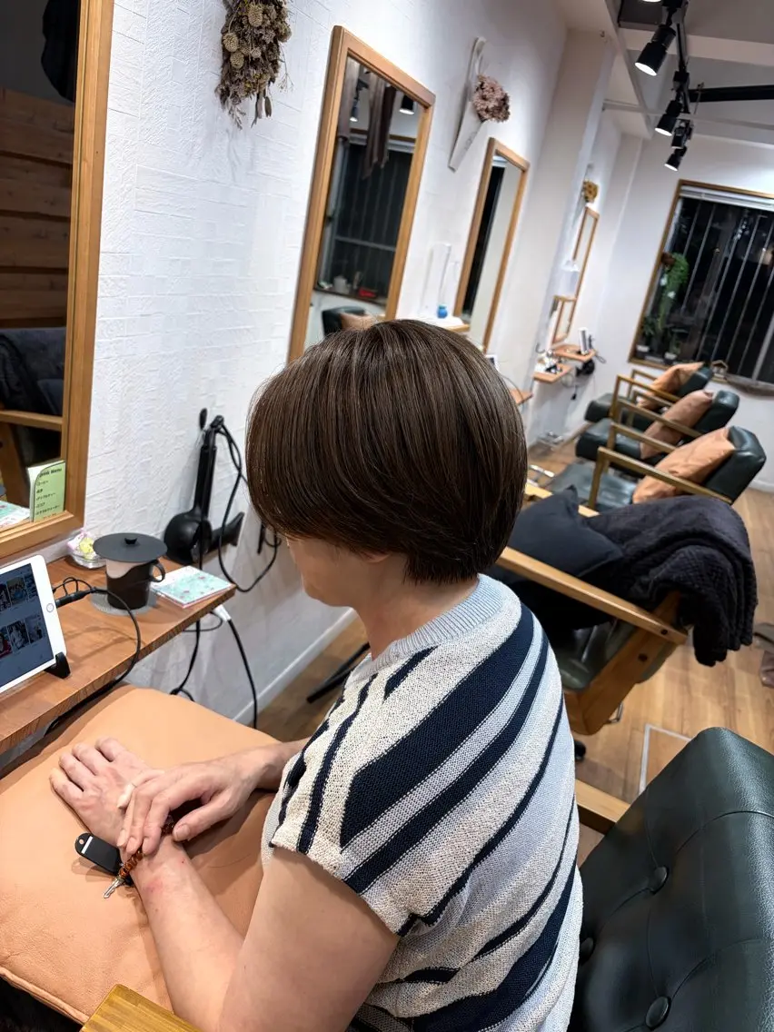 ショート カラー 透明感カラー ハイライトカラー ハイライト レイヤーカット ショートカット透明感 カラー/gima🌱のヘアスタイル