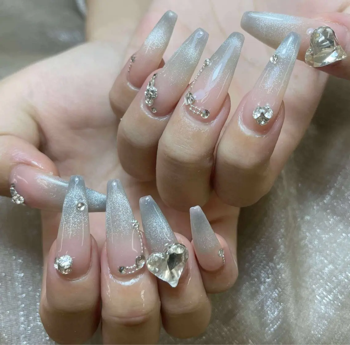 ネイル チークネイル 長さ出し フットネイル マグネットネイル 持ち込み ハンドネイル ANH NAIL ゴテゴテ専門店💎のネイルデザイン
