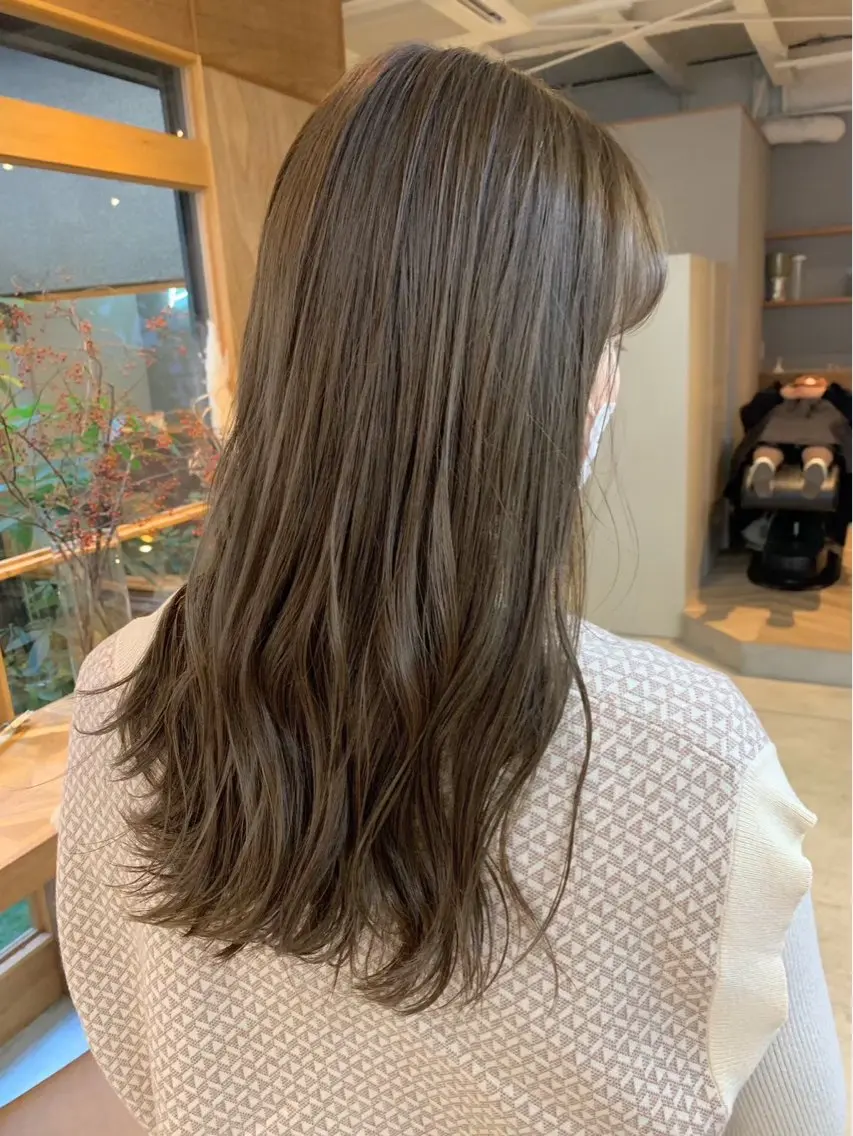 ロング カラー ヘアカラー 高森 朱雀のヘアスタイル