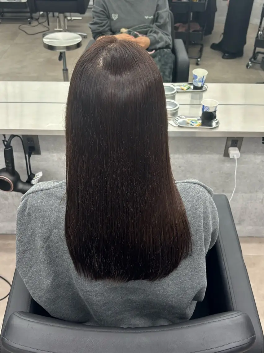ロング カット 縮毛矯正 トリートメント 髪質改善韓国風 レイヤーカット内田のヘアスタイル