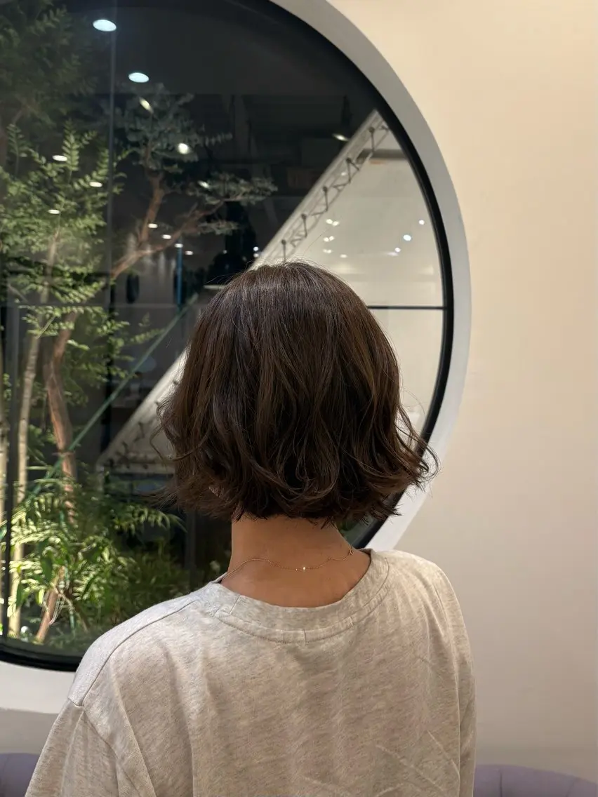 ショート カラー ボブ カット ヘアカラー トリートメント MAHAE 中司のヘアスタイル
