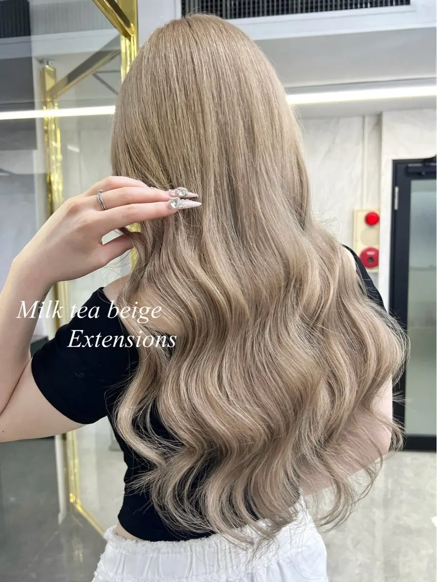 ロング カラー シールエクステ ハイトーンカラー エクステ ヘアカラー エクステ シールエクステ特化 ハイトーン、NANAのヘアスタイル