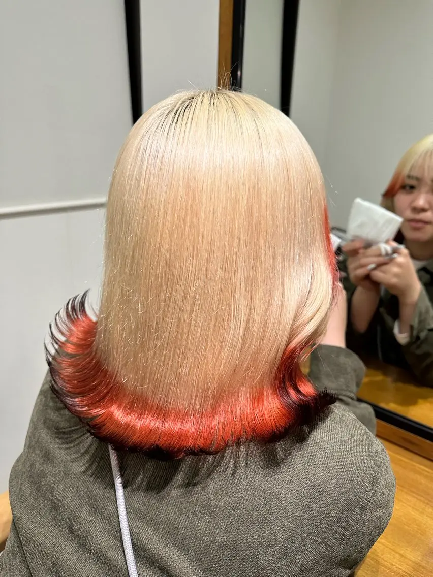 前頭ブリーチ+カラー+トリートメントの写真