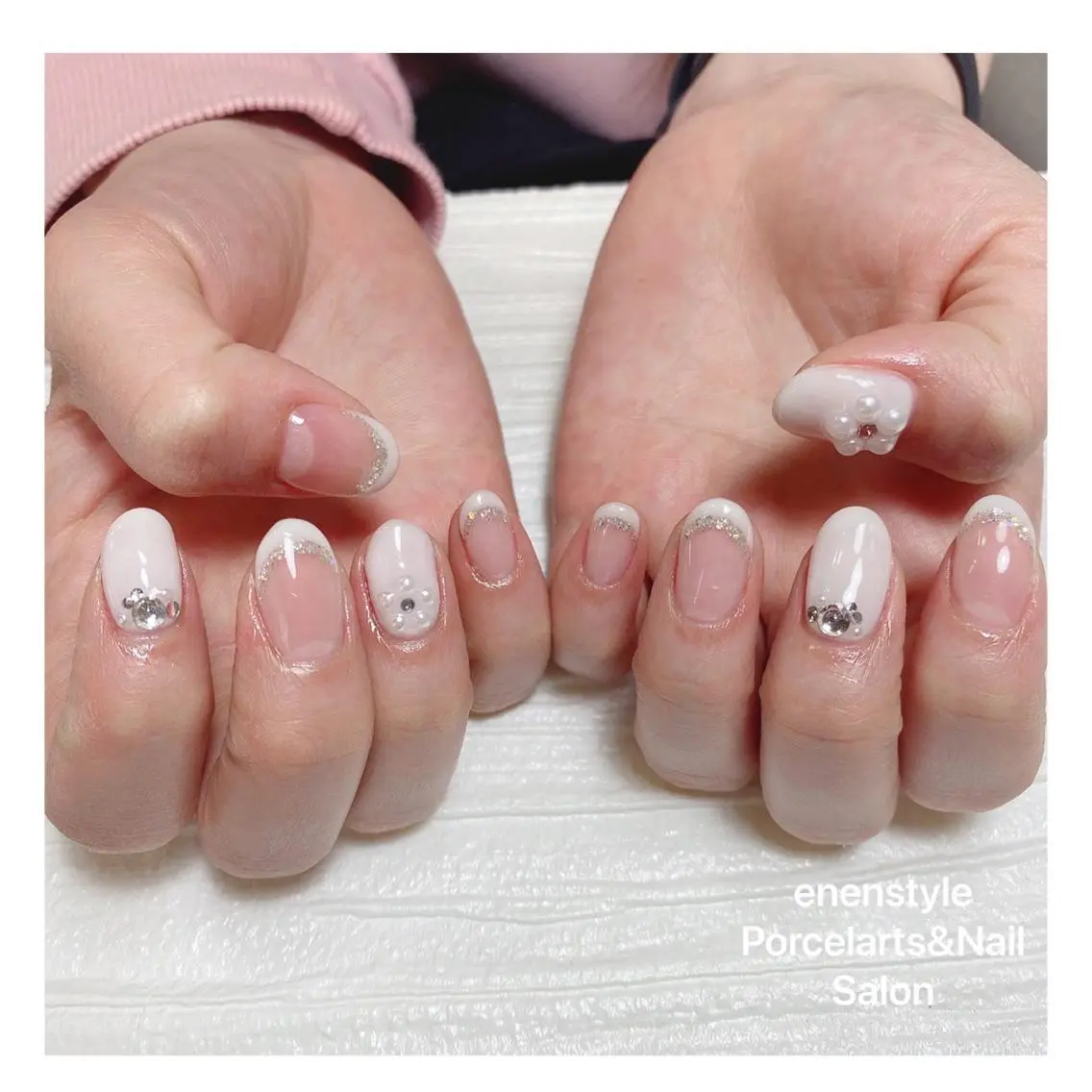 ミディアム ネイル ハンドネイル 🐾enen style 🐾のネイルデザイン