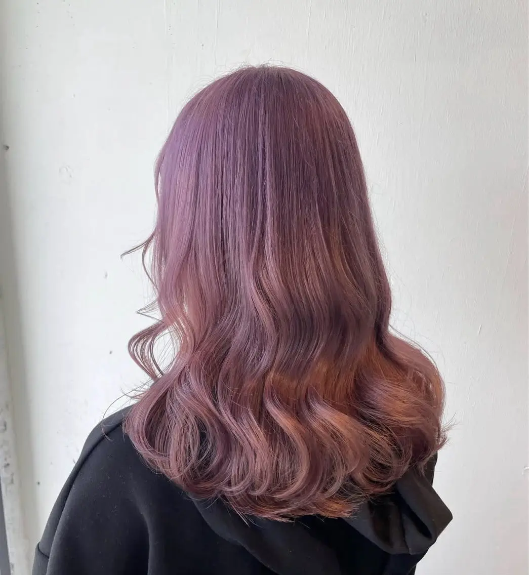 セミロング カラー ブリーチカラー特化 ✨️永井諒のヘアスタイル