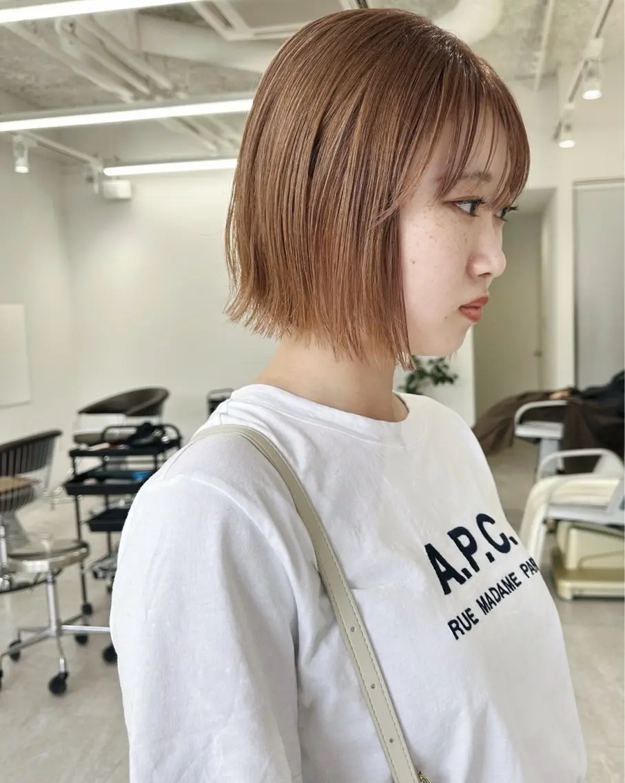ショート カラー バレイヤージュ ブリーチ 透明感カラー グラデーションカラー ハイライトカラー カット ヘアカラー トリートメント 髪質改善/透明感 OAK兵庫のヘアスタイル