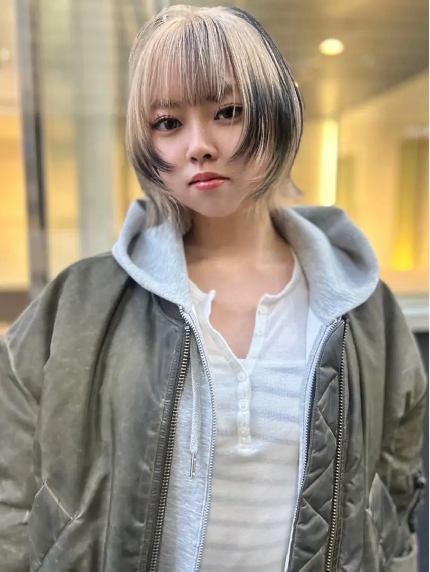 ショート カラー ブリーチ 透明感カラー ダブルカラー ハイトーンカラー ブリーチなしカラー ヘアカラー 🎀透明感/レイヤ ー/Kotona🎀のヘアスタイル