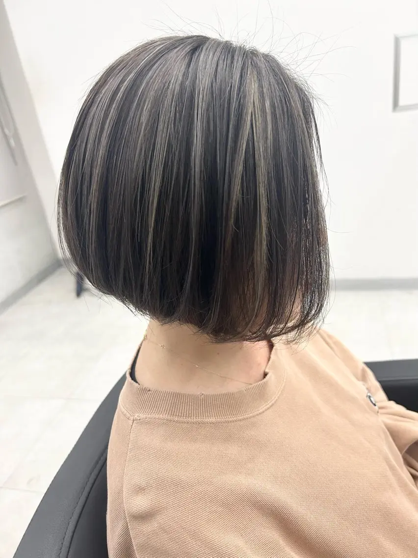 ミディアム カット ヘアカラー トリートメント カットモデル急募🌈 技術責任者久保のヘアスタイル