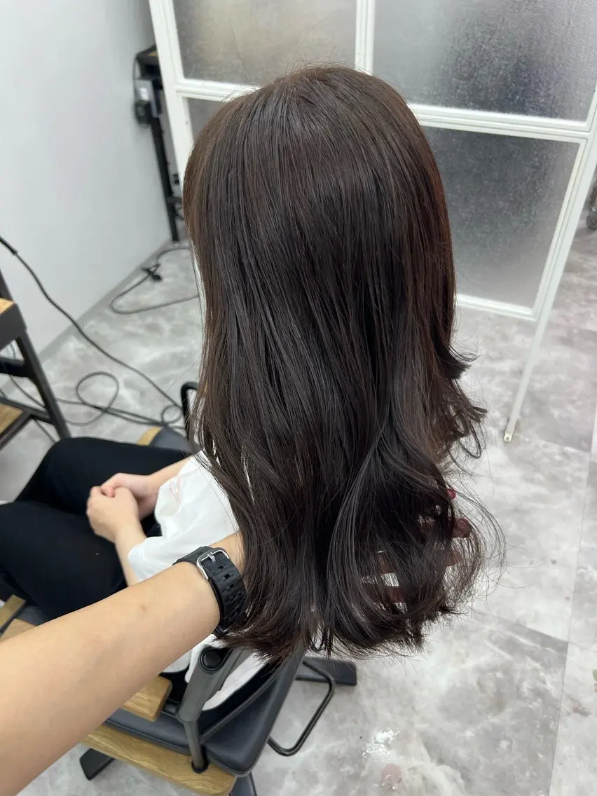 ミディアム カット ヘアカラー トリートメント 岸下 理緒のヘアスタイル