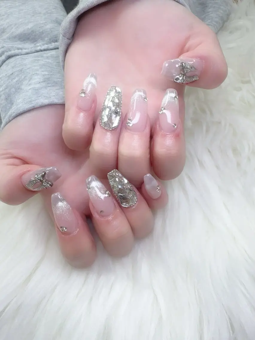 ネイル フレンチネイル 韓国ネイル マグネットネイル ニュアンスネイル オフィスネイル ハンドネイル Ha Nailのネイルデザイン