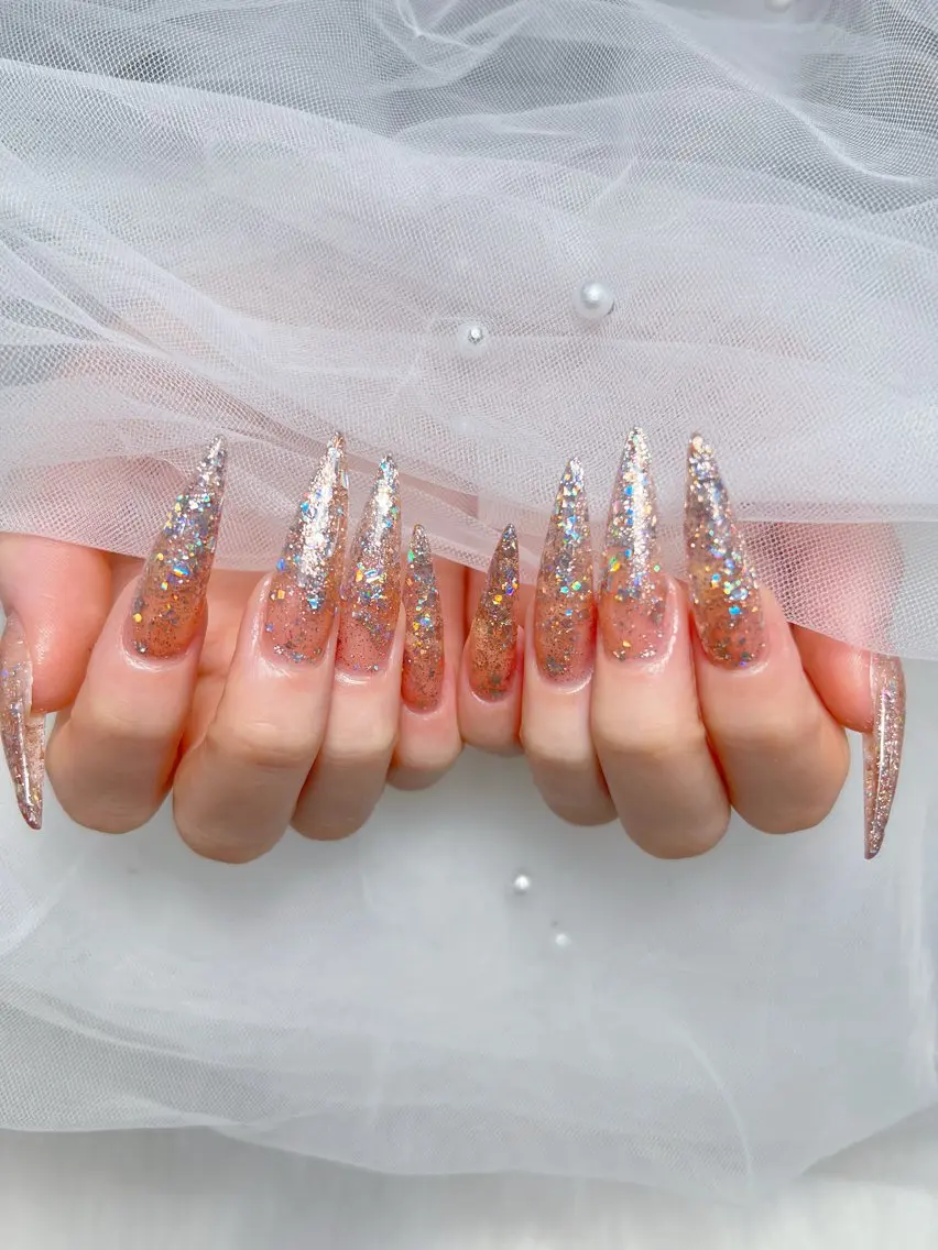 ネイル アートネイル オーロラネイル チークネイル 長さ出し フットネイル Miya _nailのネイルデザイン