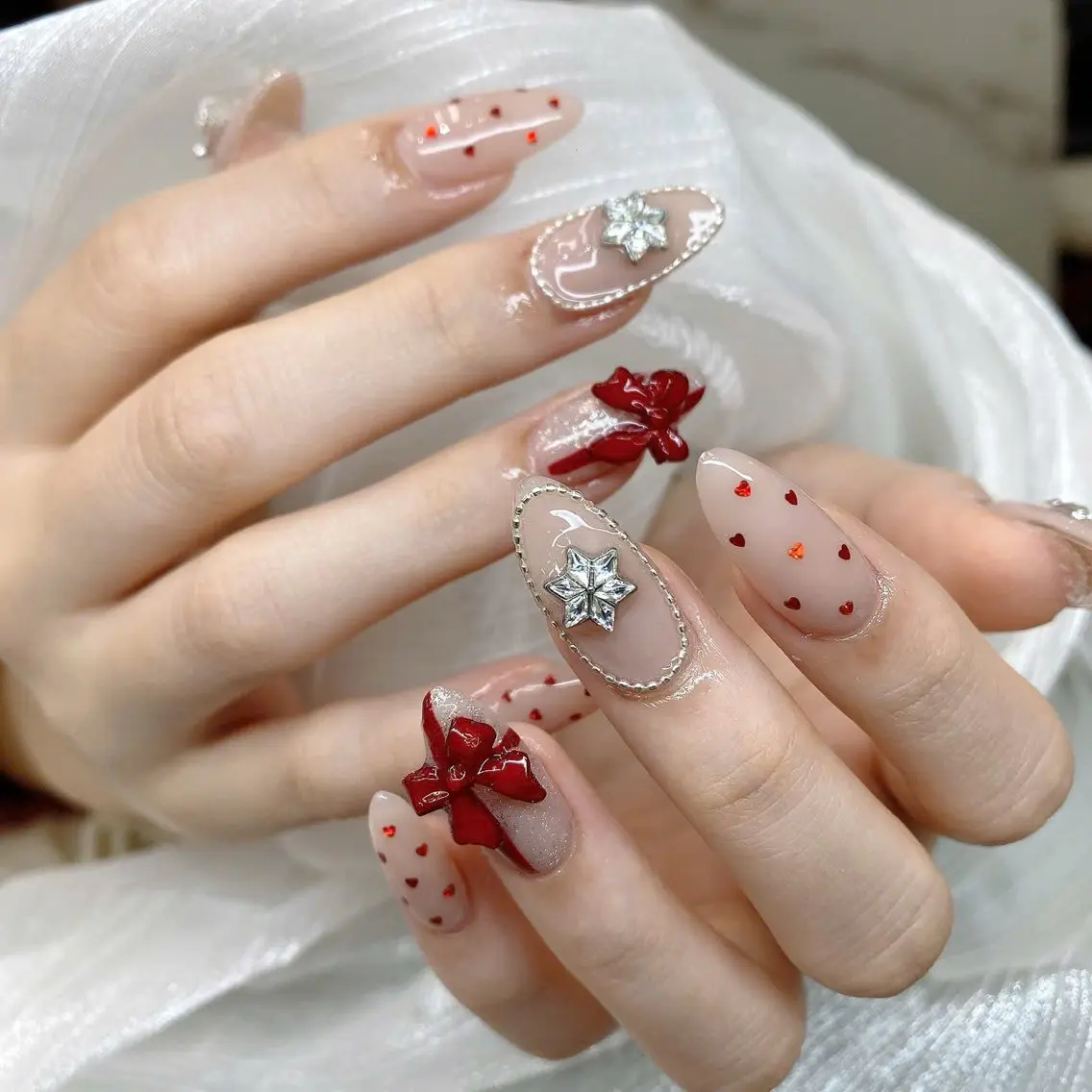 ネイル 長さ出し フレンチネイル ジェルネイル ガラスフレンチ 韓国ネイル Minette nailHuongのネイルデザイン