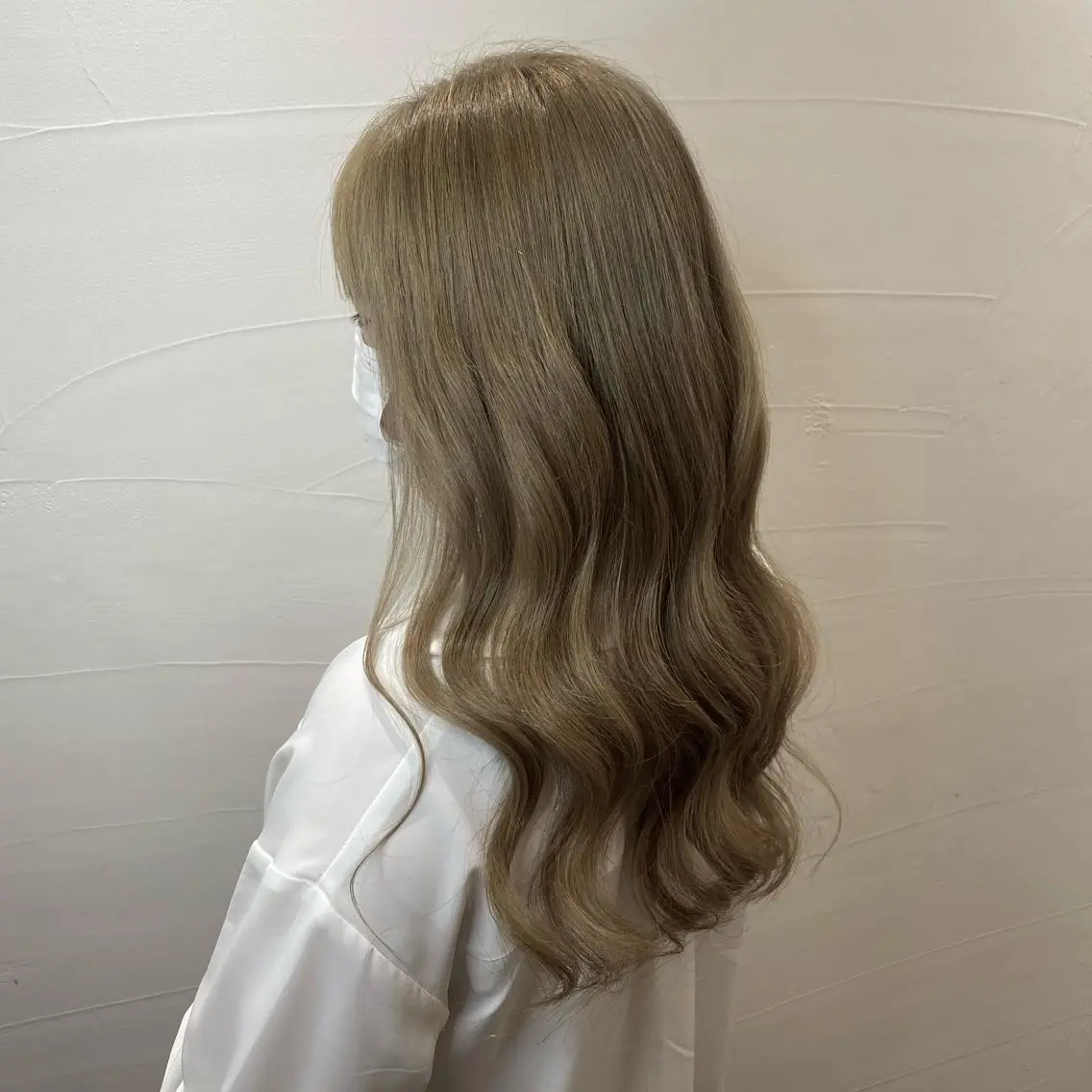 ロング カラー アディクシーカラー バレイヤージュ ミストバング ベージュカラー ブリーチ ヘアカラー 韓国ヘア特化 💟 ララア 💟のヘアスタイル