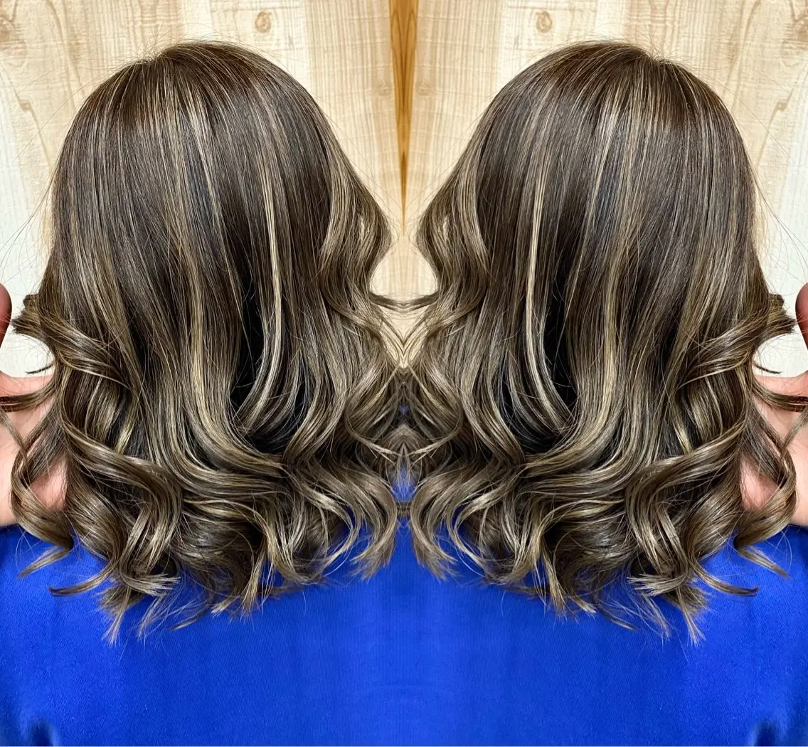 セミロング 山崎 翼のヘアスタイル