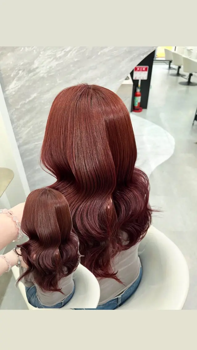 セミロング カラー ヘアアレンジ ブリーチ レッドカラー ヘアカラー 🩶透明感カラー 池袋/mei🩶のヘアスタイル