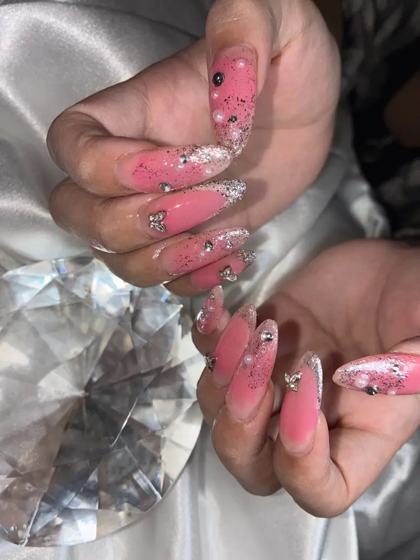 ミディアム ハンドネイル YOKOSUKA NAILS💅⚓️のネイルデザイン