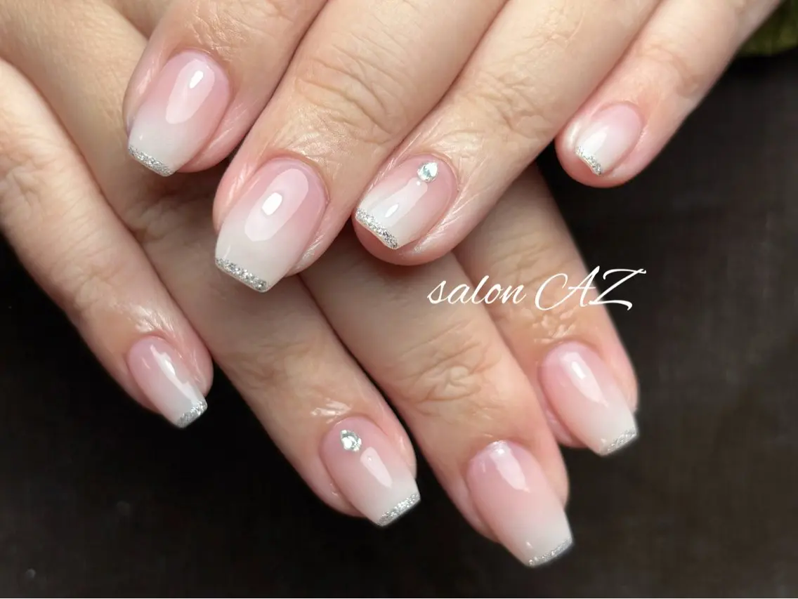 ネイル アートネイル 長さ出し フットネイル フレンチネイル ジェルネイル ハンドネイル salon AZのネイルデザイン
