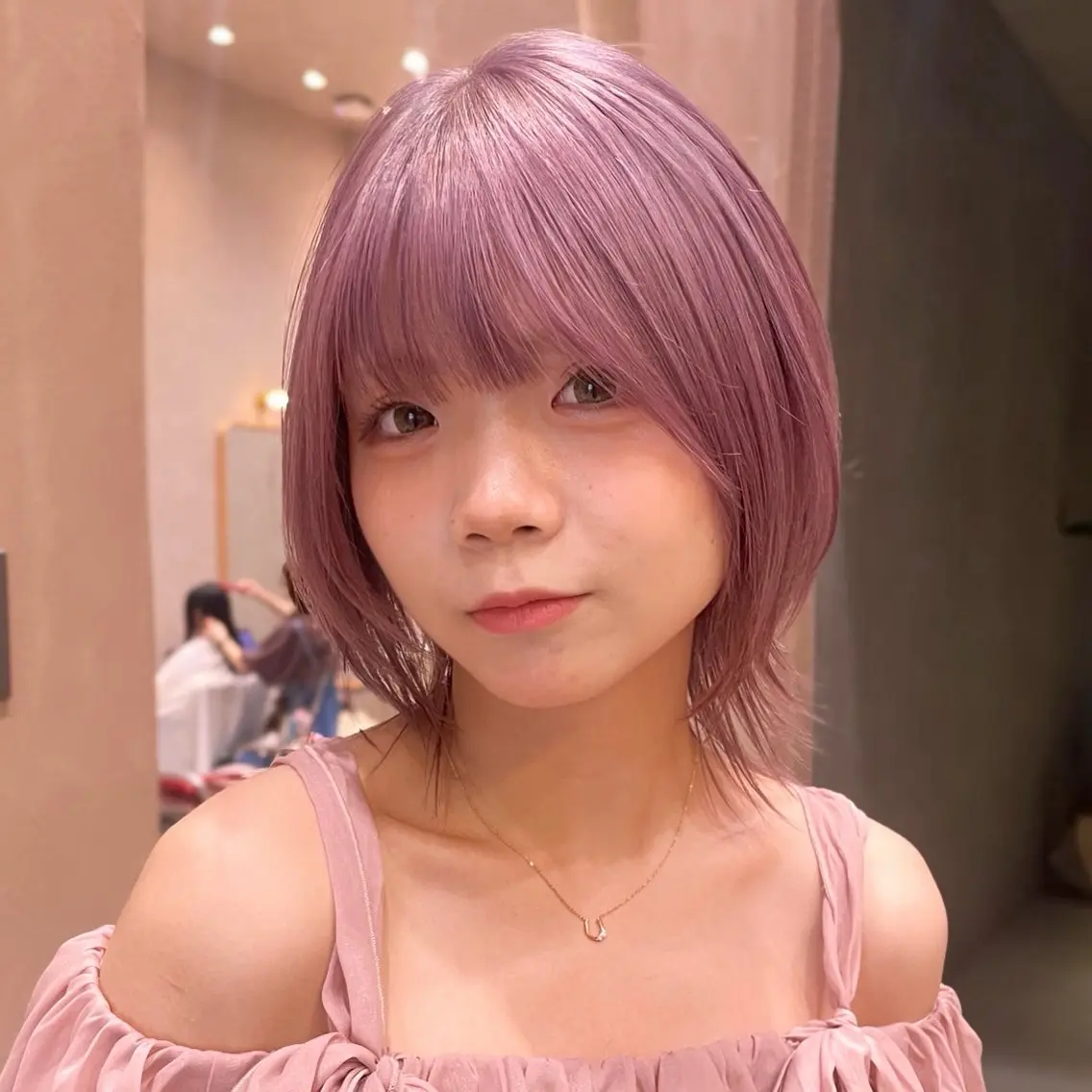 ミディアム カラー ブリーチ ラベンダーカラー ラベンダーピンク ピンクカラー レイヤー/柔らか 透明感カラー/ゆきなのヘアスタイル