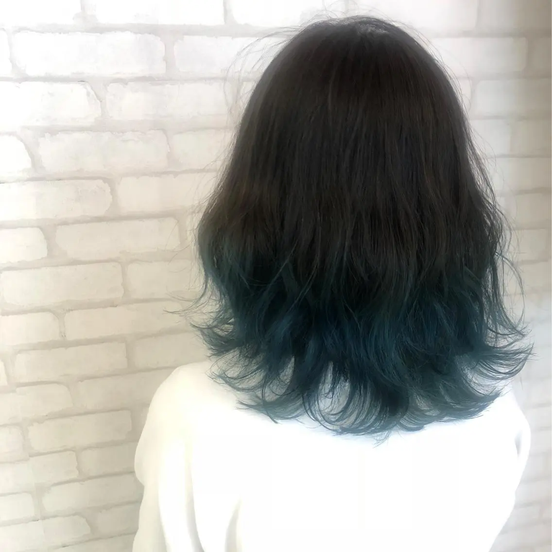 ミディアム カラー ブリーチ ブルーカラー 巣鴨髪質改善サロン 🌈NONOKAのヘアスタイル