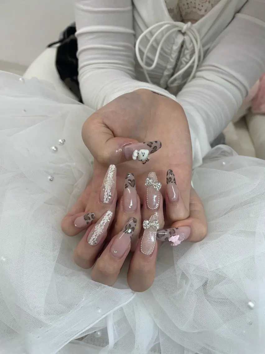 ネイル Moon nail salonのネイルデザイン