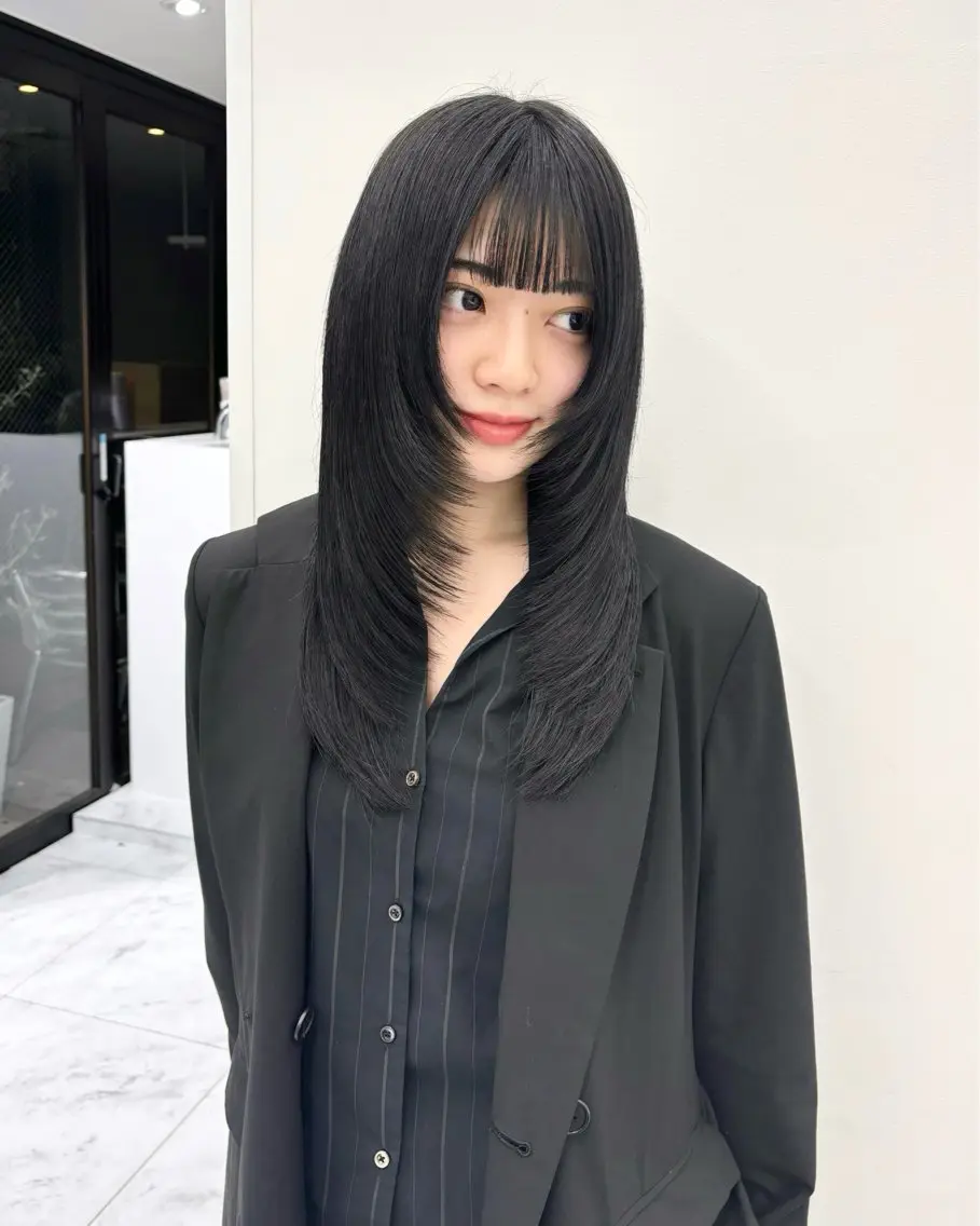 セミロング パーマ 顔周りカット レイヤーカット 縮毛矯正 韓国レイヤー/ 縮毛矯正🎀minaのヘアスタイル