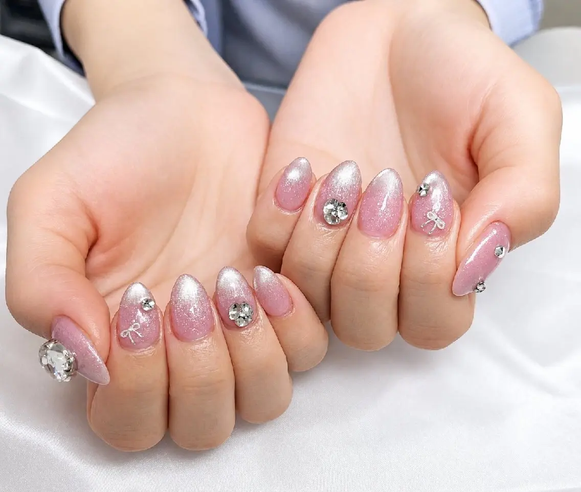 ネイル キラキラネイル 韓国ネイル ラメ(グリッター) マグネットネイル ピンク ハンドネイル Beaubie nailサロンのネイルデザイン