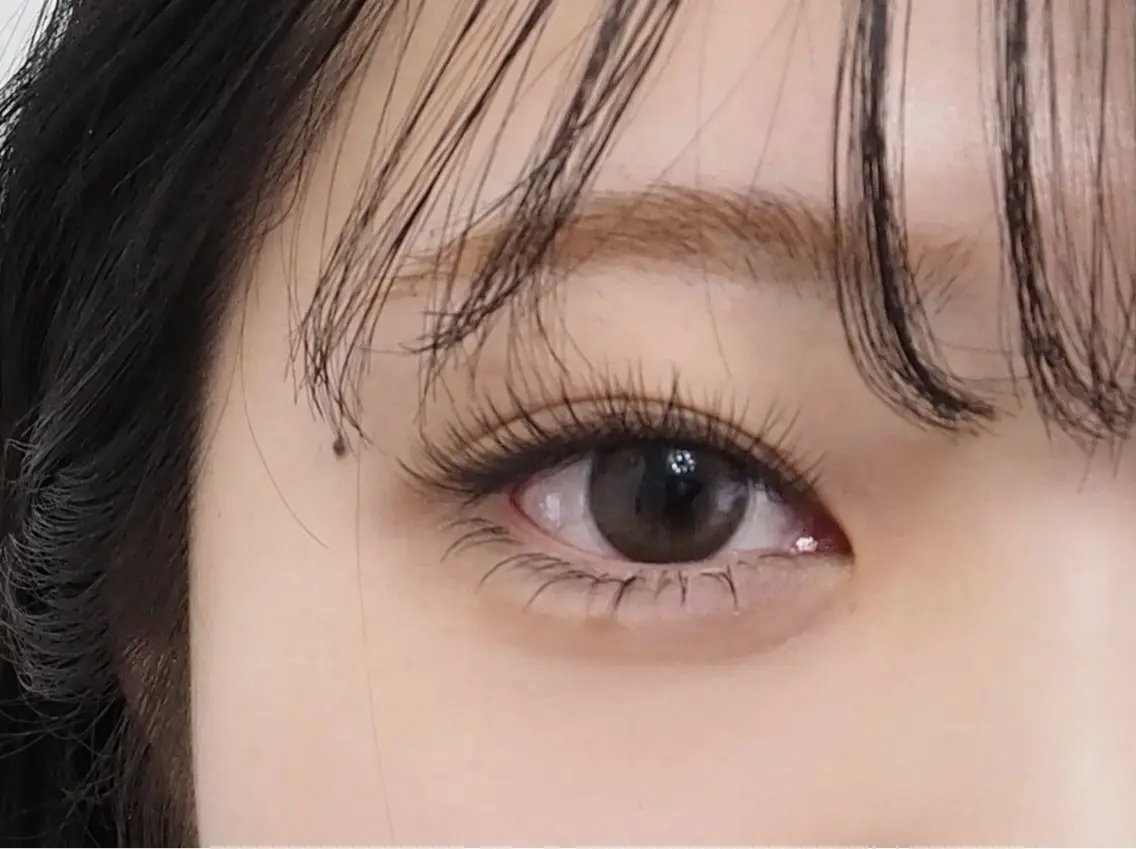下まつげつけ放題の写真